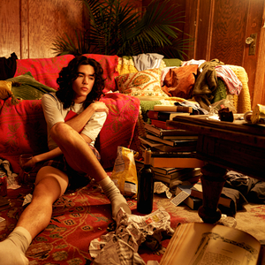 把jiji❌进女班长屁屁里游戏
